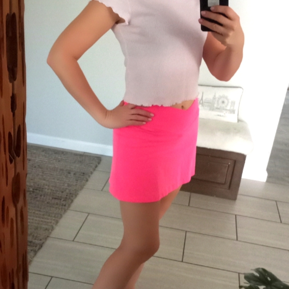 PINK Victoria's Secret Hot Pink Skirt - Picture 3 of 11